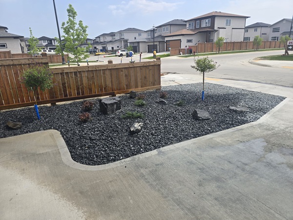 Full-Service Lawn and Landscaping Winnipeg